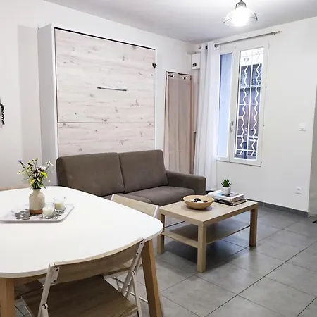 Le Nid Des Benedictins Apartment *