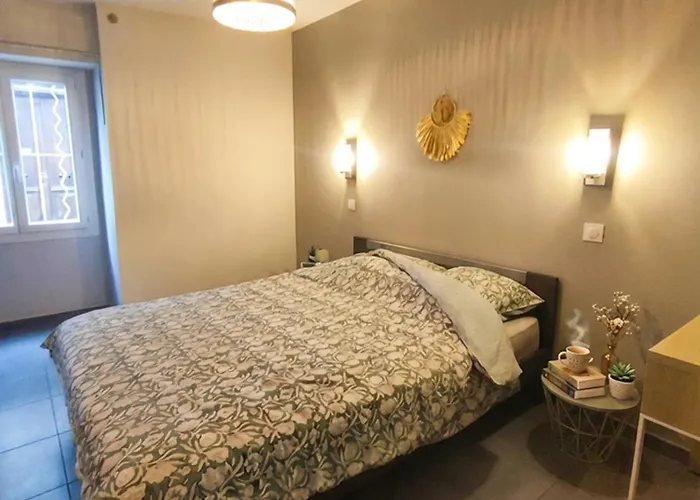 Apartment Le Nid Des Benedictins Nîmes